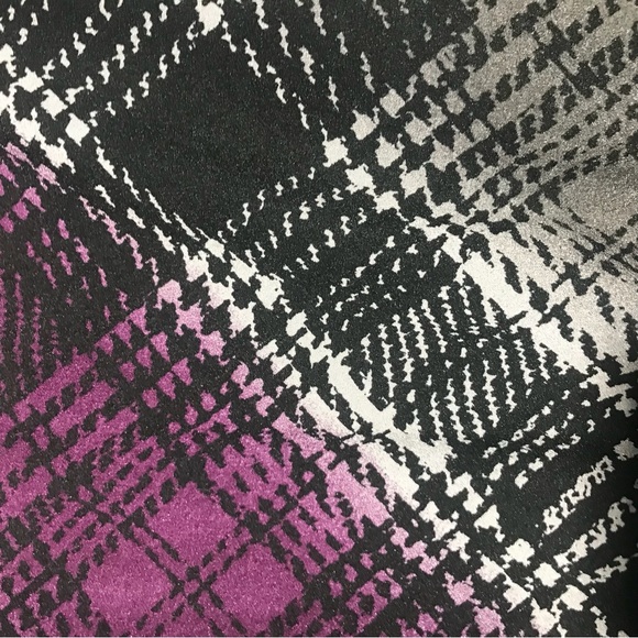 Le Château ✦ Plaid Purple Loose Fit Mini Dress (M) - Picture 4 of 5